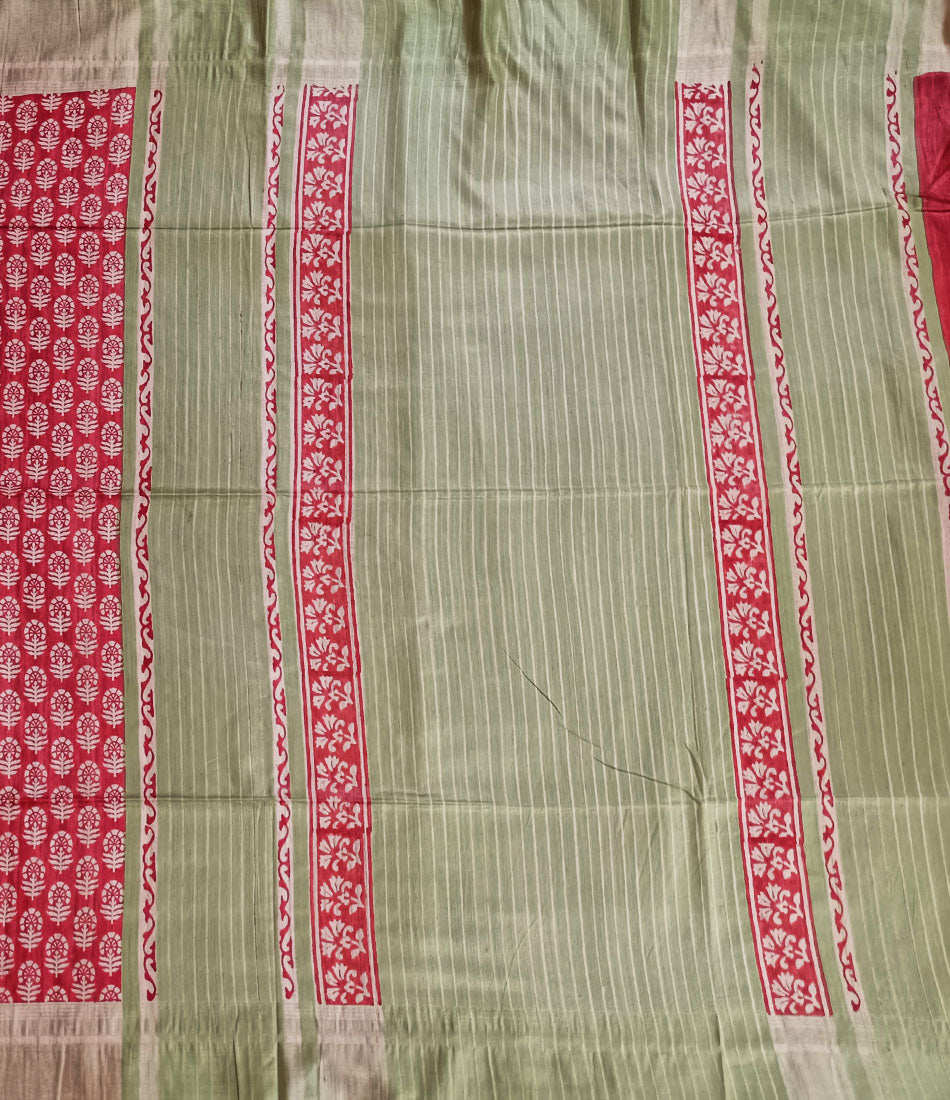Printed Tussar Ghicha Silk Saree in Red
