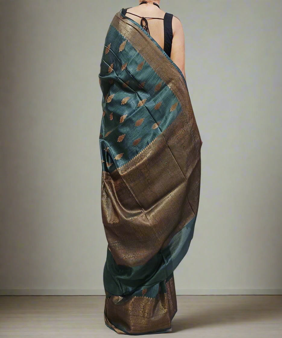 Weaved Buta Grey Munga Silk Saree