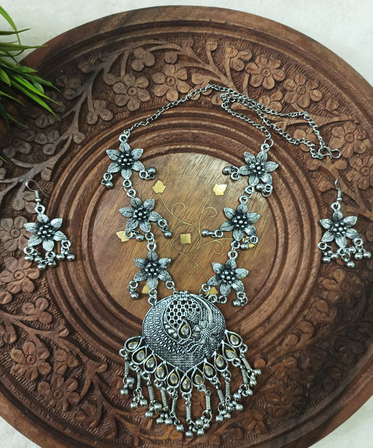 Necklace |Peepal Clothing