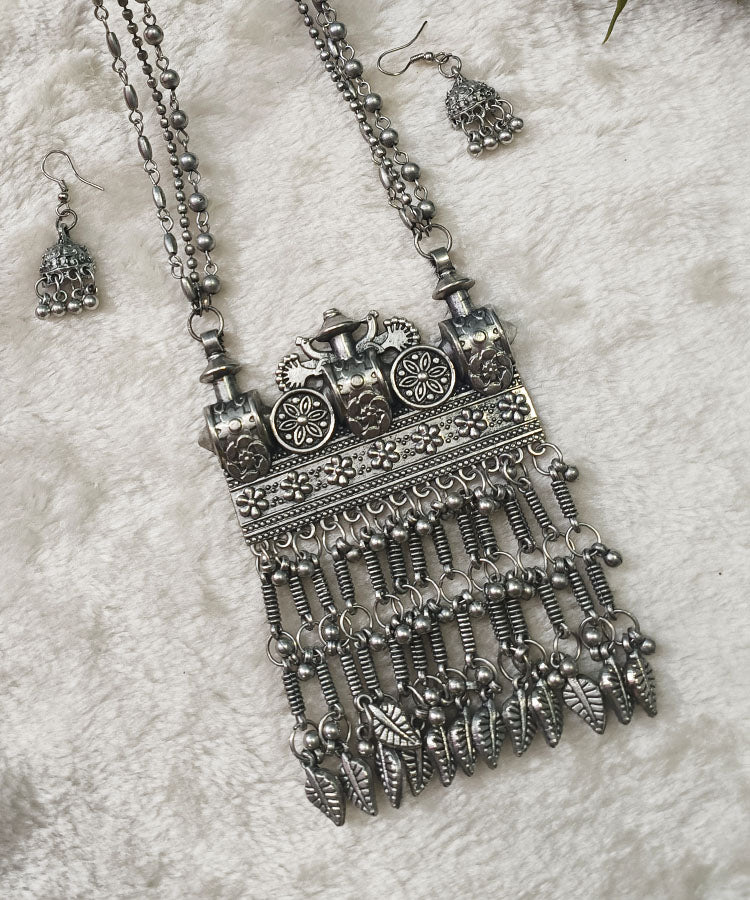 Arka Oxidized Necklace Set