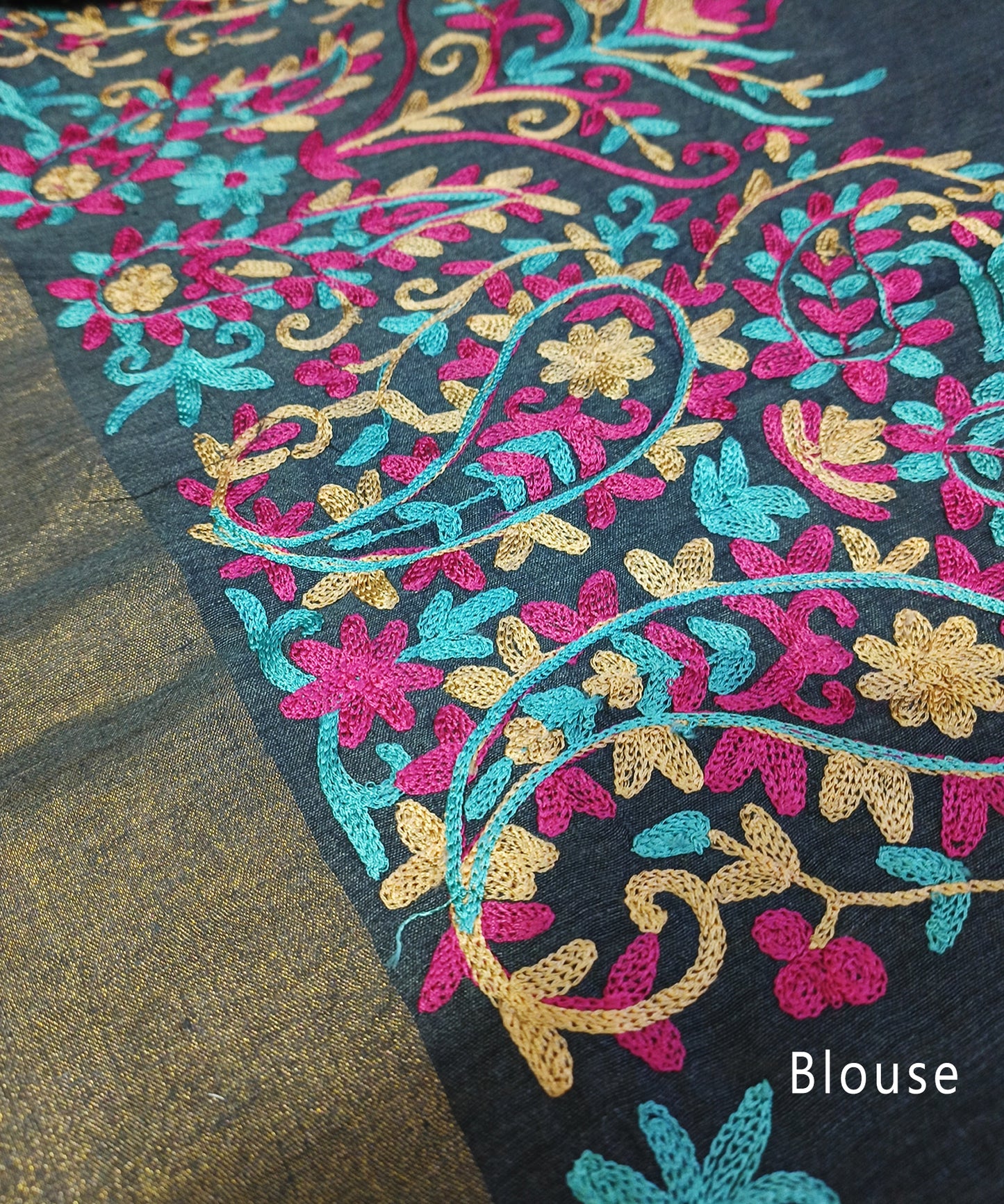 Embroidered Border Tussar Munga Silk Saree