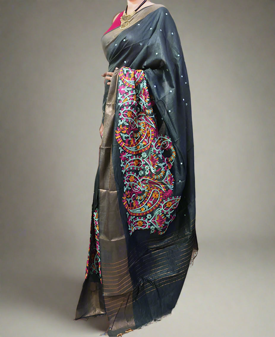 Floral Embroidered Tussar Munga Silk Saree