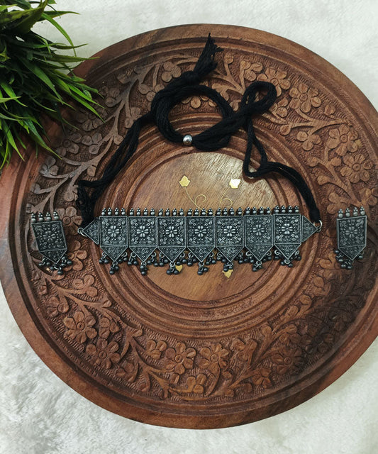 Ida Oxidized Choker Necklace Set |Peepal Clothing