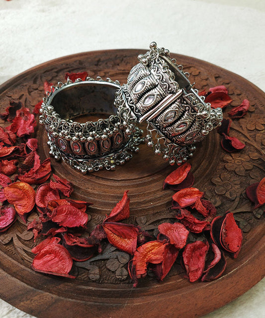 Lila Silver Oxidized Women's Bracelet | Peepal Clothing