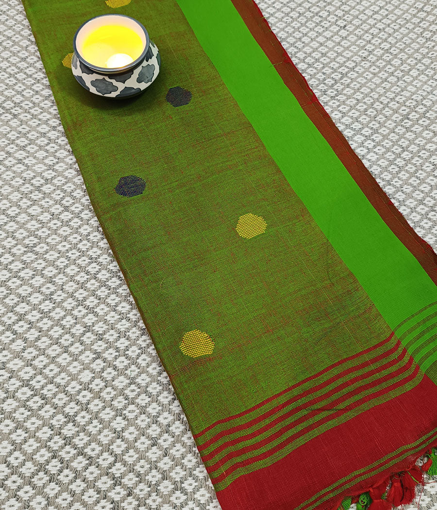 Red and Green Handloom Pure Linen Saree