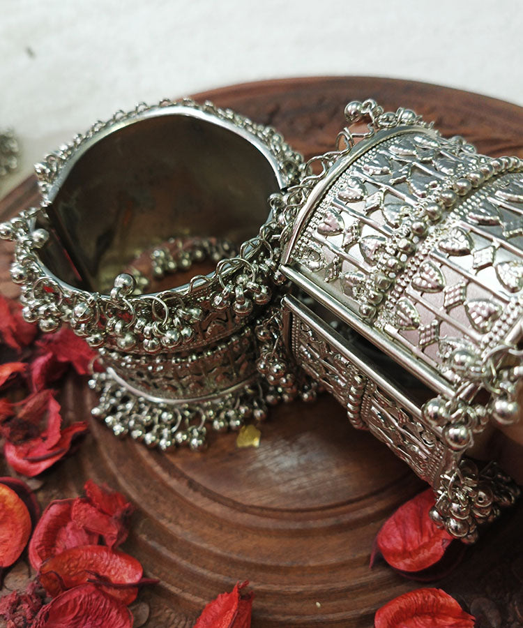 Oxidized Bracelet | Peepal Clothing