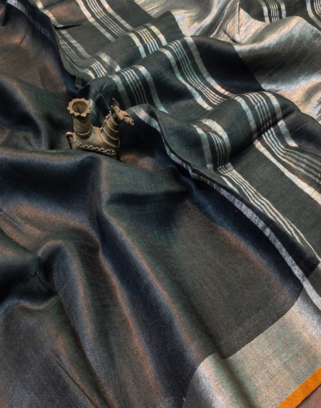 Linen Saree | Peepal Clothing