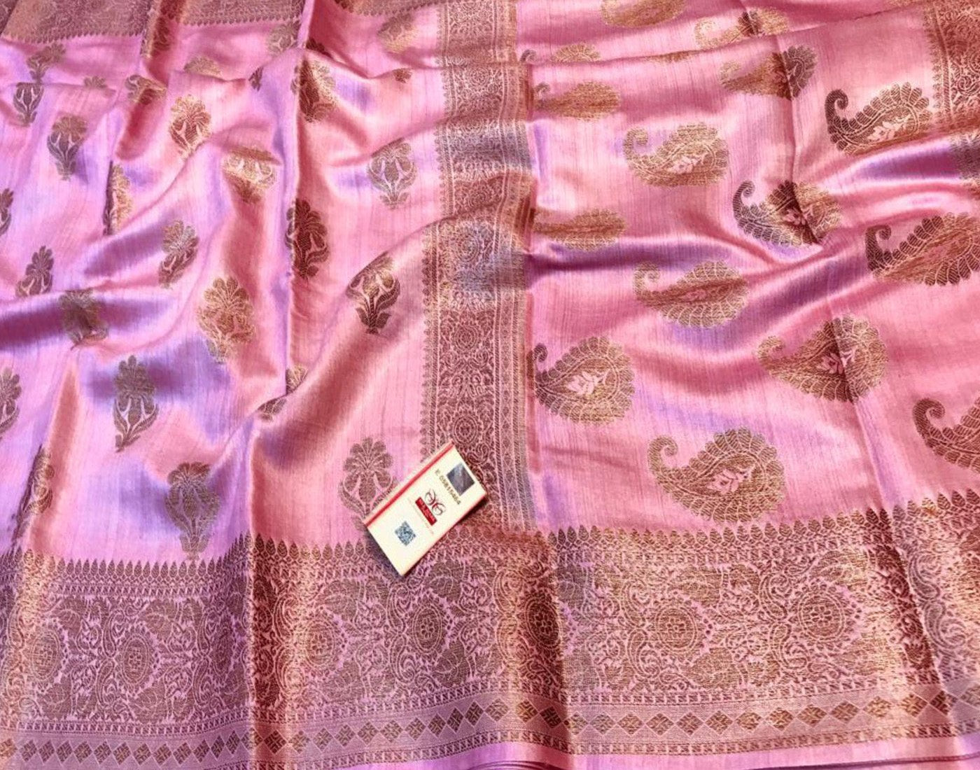 Embroidered Light Purple Munga Silk Saree with Floral Motifs | Peepal Clothing
