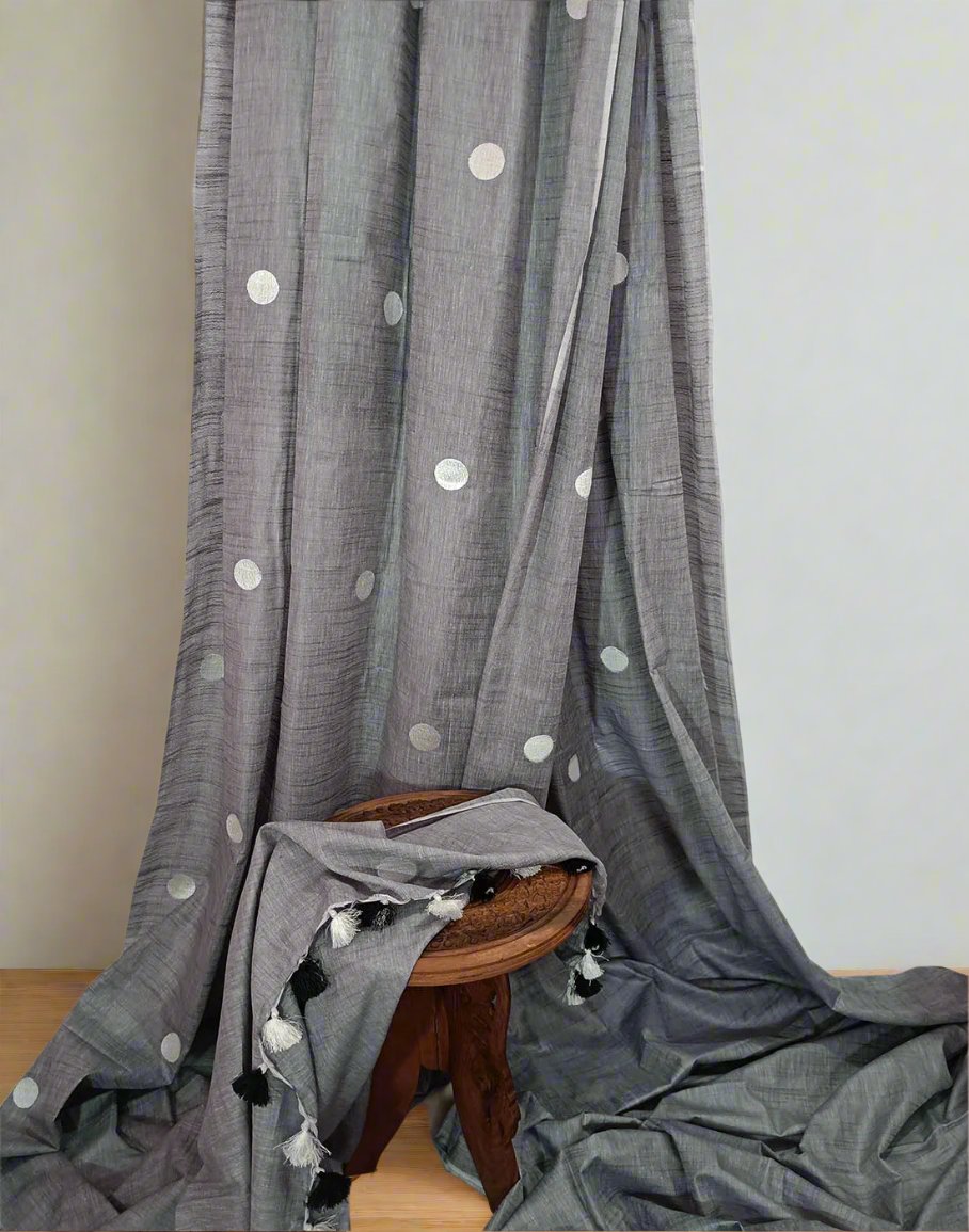 Embroidered Cotton Saree | Peepal Clothing