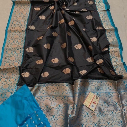 Banarasi Silk Saree www.peepalclothing.com