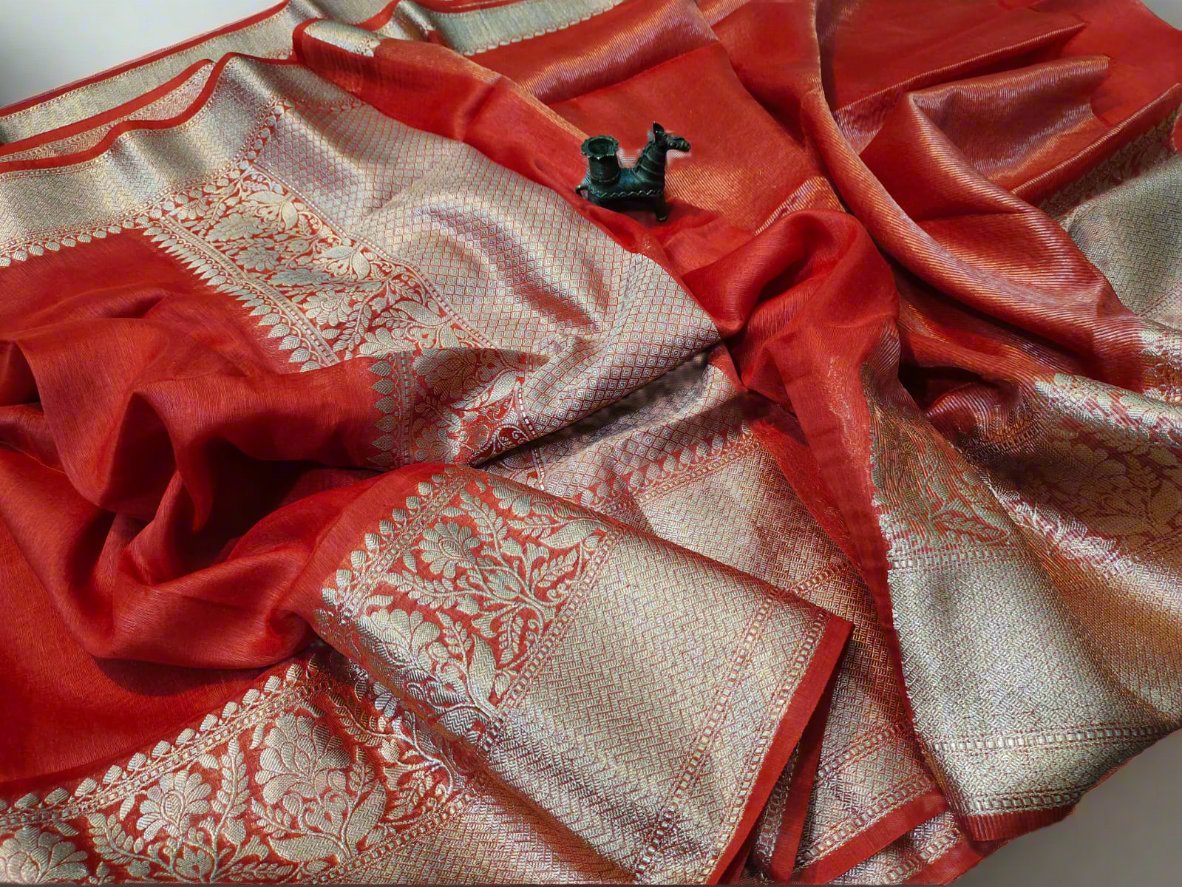 Red Pure Silk Linen Banarasi Saree | Pipul Clothing