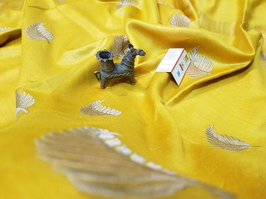 Buy Tussar Munga Silk Saree Online at www.peepalclothing.com