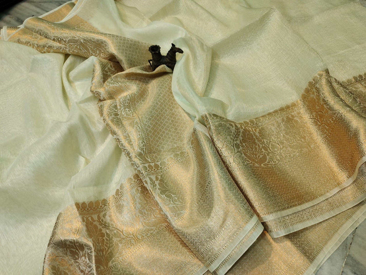 Banarasi Silk Linen Sarees | www.peepalclothing.com