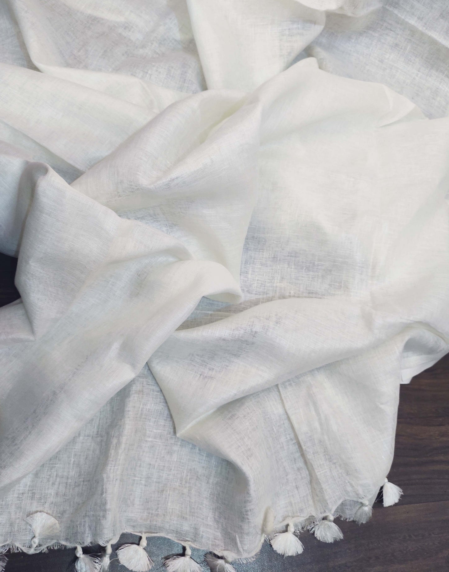 Plain White Handloom Pure Linen Saree