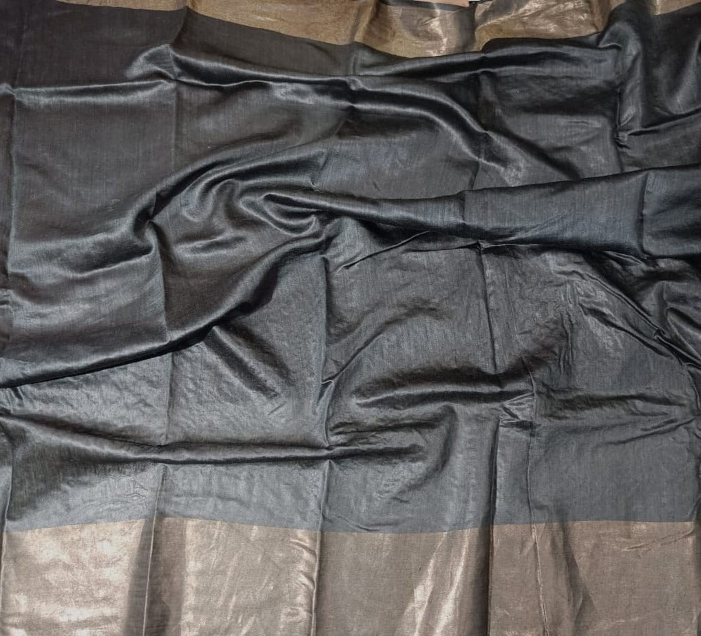 Buy Floral Embroidered Tussar Munga Silk Saree | PeepalClothing