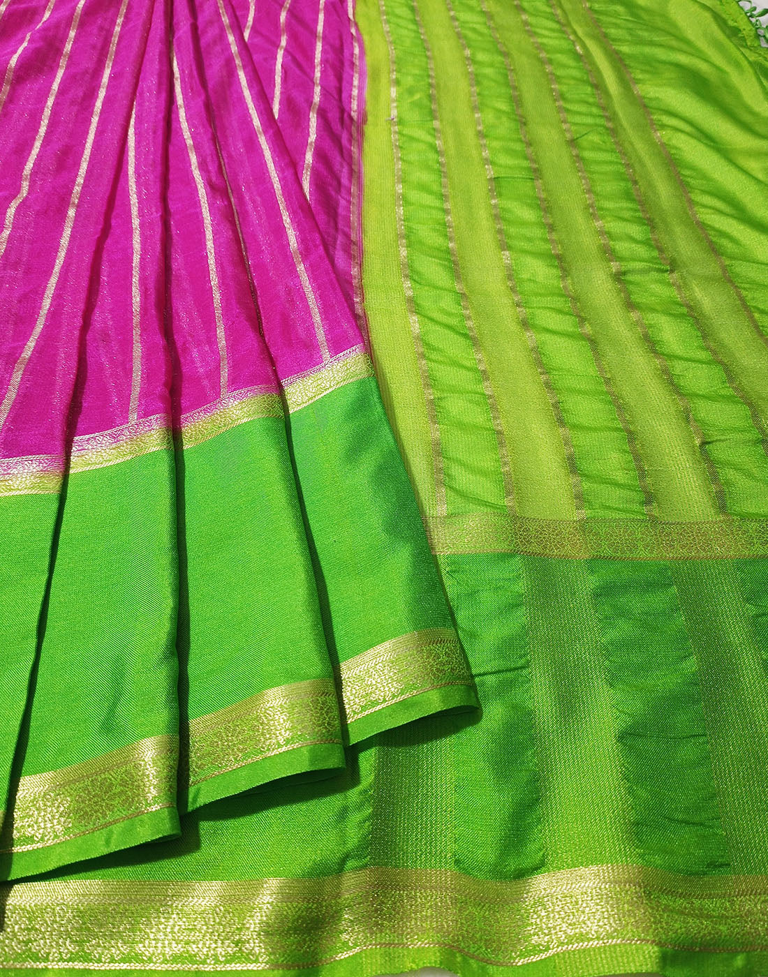 Sarees | Saree With Border &stone Work. No Blouse. | Freeup